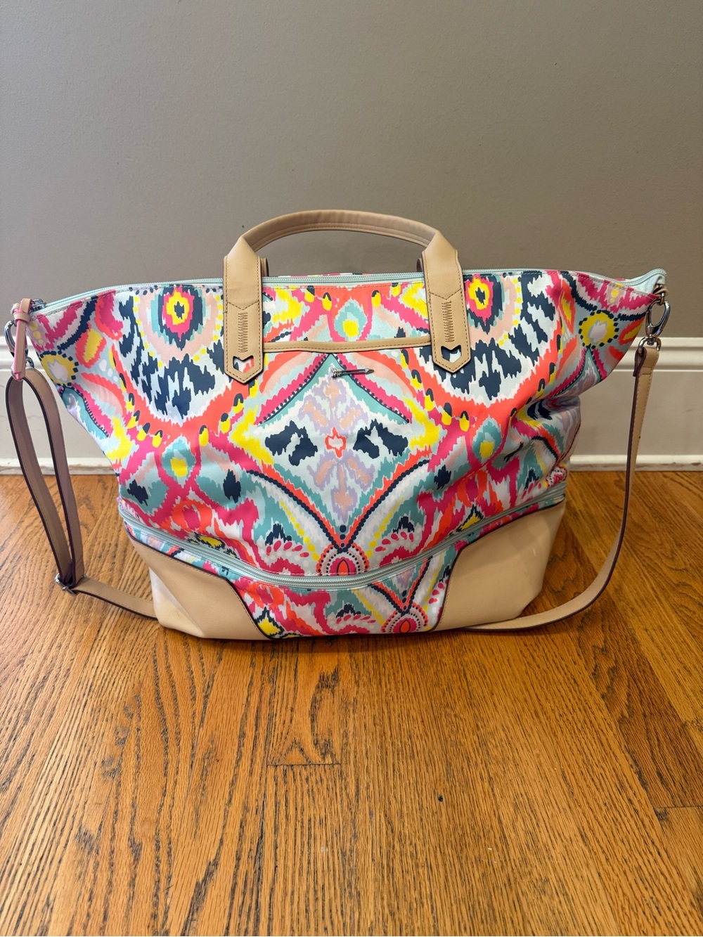 Stella & Dot Getaway Bag